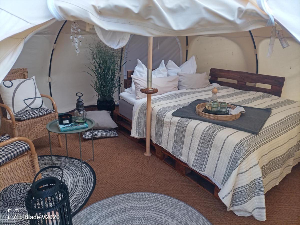 Hotel Glamping Altes Pastorat Barmstedt Exterior foto